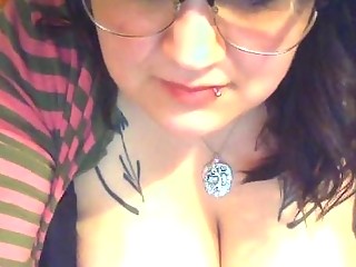 Drunk bulky nerdy with big love bubbles showing off on webcam